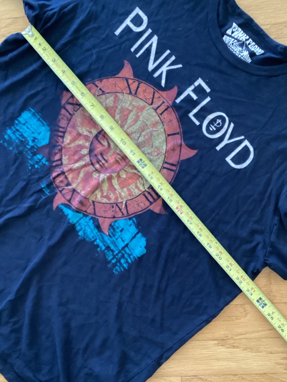 Pink Floyd Tee with Sun Face and Blue Accent - Picture 5 of 6